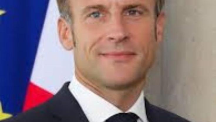 macron (2)-H8I5c3mqSC.jpg